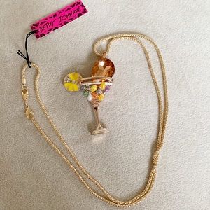 Betsey Johnson crystals cocktail 🍸 glass necklace